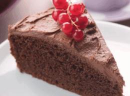 Light Chocolate Cake Recipe | Nestlé Family ME